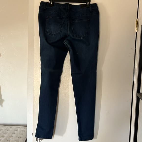 Celebrity Pink jeans - Picture 2 of 6